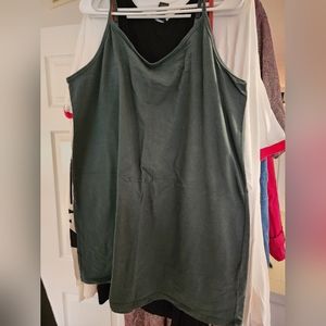 Torrid size 4 foxy cami